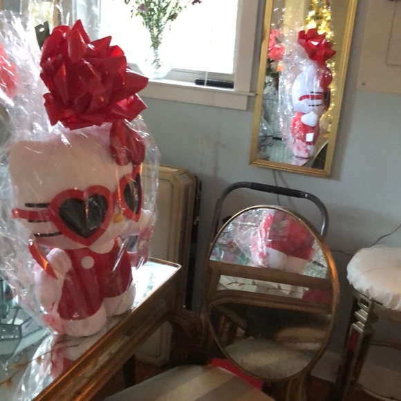 HUGE HELLO KITTY - Picture 7 of 9